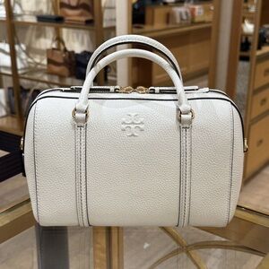 Elegant White Handbag
